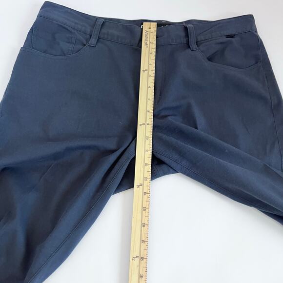 TravisMathew Men's Open to Close Golf Casual Pant Blue 5 Pocket Stretch Size 34 - Picture 13 of 14